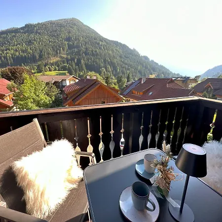 Apartment Wasserfall 5 & Bad Kleinkirchheim